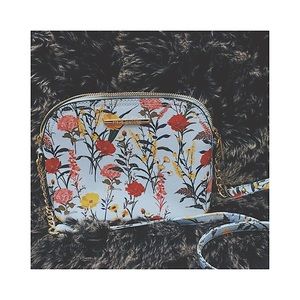 🌸floral purse (NWOT)🌸